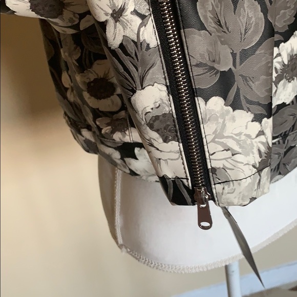 Sam Edelman L vegan motor jacket - Picture 5 of 7